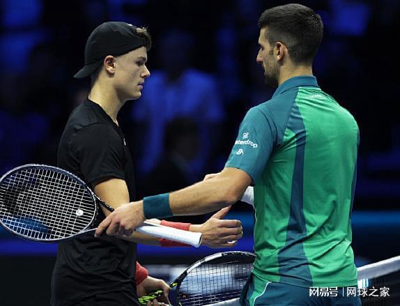 些地区的足 些地区的足