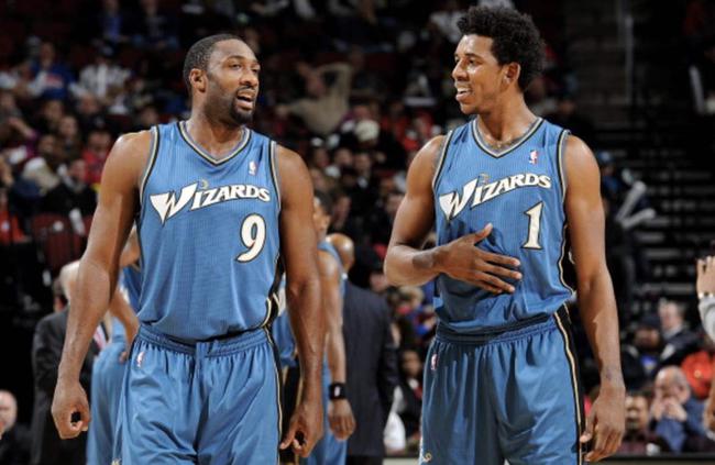 低调中的伟 低调中的伟