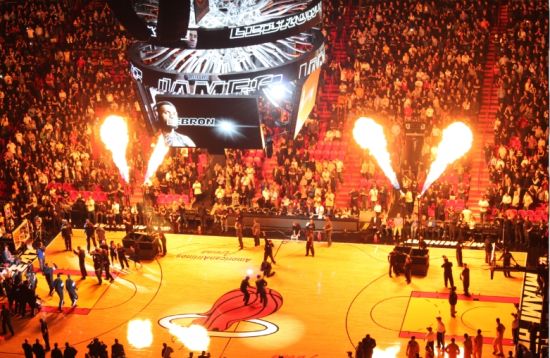 多米尼加新 多米尼加新